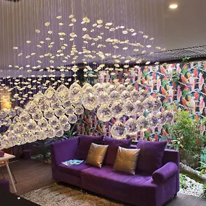 https://boutique-casa-lozada.hotels-bogota.net